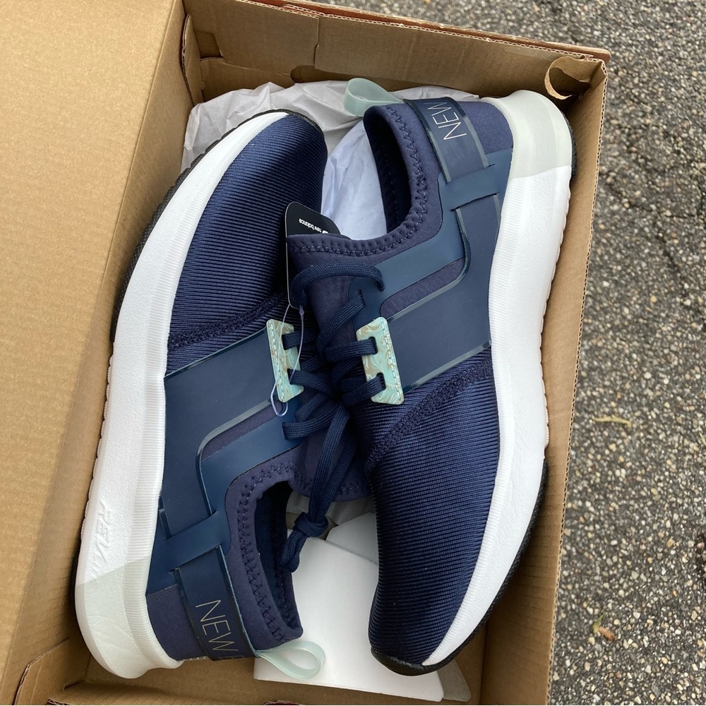 NWT new balance training shoes